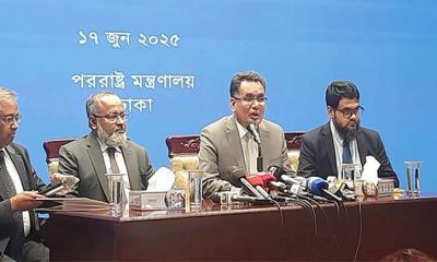 তেহরানে বাংলাদেশি কূটনীতিকদের সরিয়ে নেওয়ার প্রক্রিয়া শুরু
