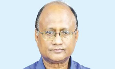 মুন্সীগঞ্জে কর্মকর্তাদের প্রশিক্ষণ উদ্বোধন করলেন দুদক চেয়ারম্যান 