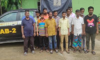 পাসপোর্ট অফিসের দালাল চক্রের ১৩ জন র‌্যাবের হাতে আটক