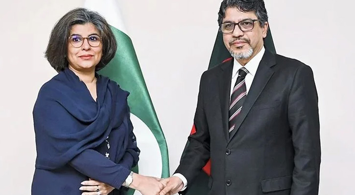 ঢাকা-ইসলামাবাদ এফওসি’র ফলোআপের অপেক্ষায় আন্তর্জাতিক বিশ্লেষকরা