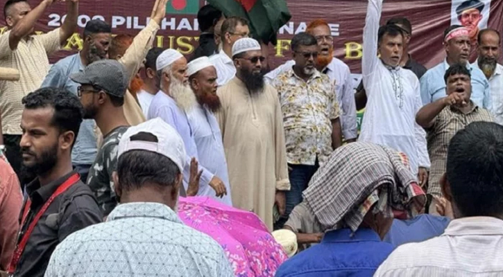 দাবি না মানলে যমুনা ঘেরাওয়ের হুমকি: চাকরিচ্যুত সাবেক বিডিআর সদস্যগন